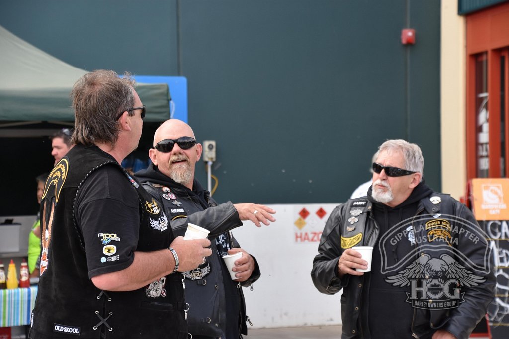 Paul Camilleri, Andrew Inger & Garry Parr talking bikes!