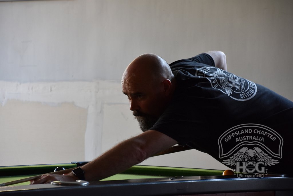 Pottsy on the pool table